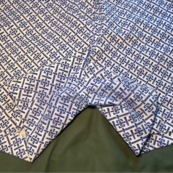 The Limited Royal Tiles Blue White Women's 10 Chino Cotton Shorts Summer Cottage - Picture 3 of 10